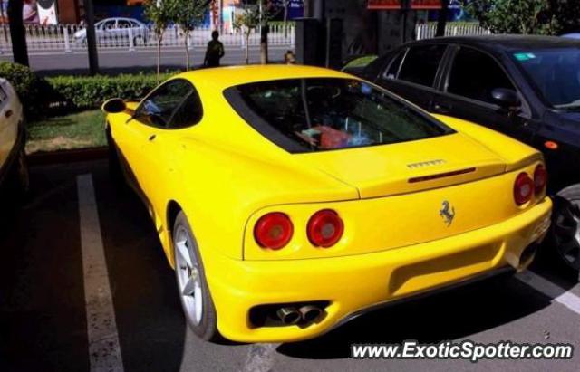 Ferrari 360 Modena spotted in Beijing, China