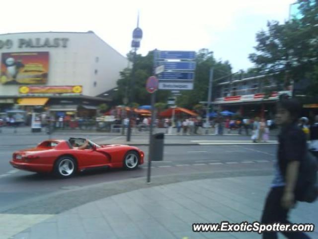Dodge Viper spotted in Berlin, Germany