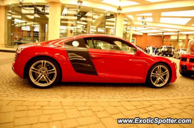 Audi R8 spotted in Dubai, United Arab Emirates