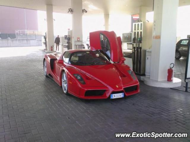 Ferrari Enzo spotted in Constanta, Romania
