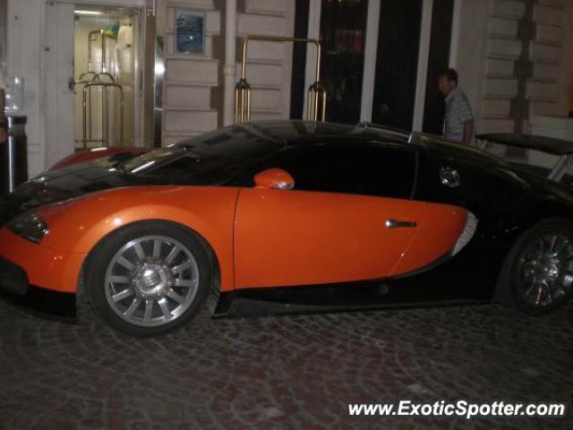 Bugatti Veyron spotted in Cannes, France