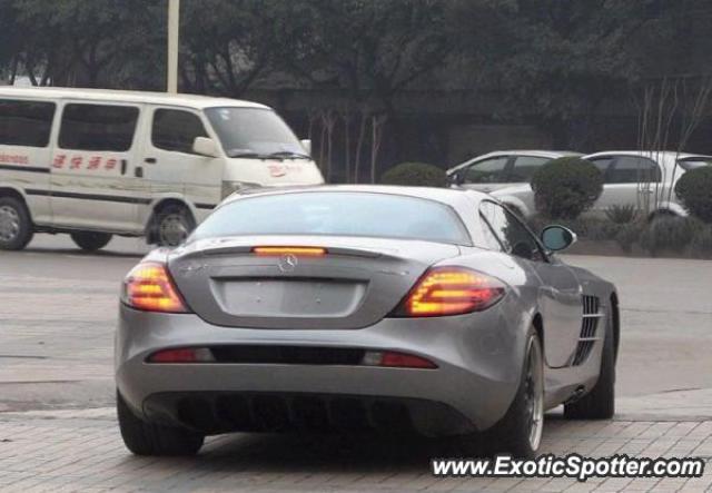 Mercedes SLR spotted in Chongqing, China