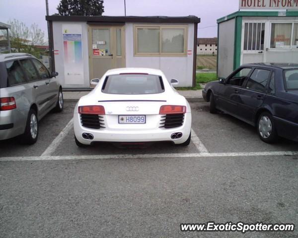 Audi R8 spotted in Venezia, Italy
