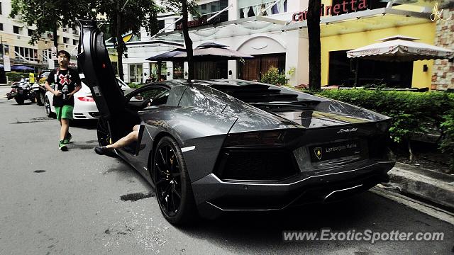 Lamborghini Aventador spotted in Taguig City, Philippines