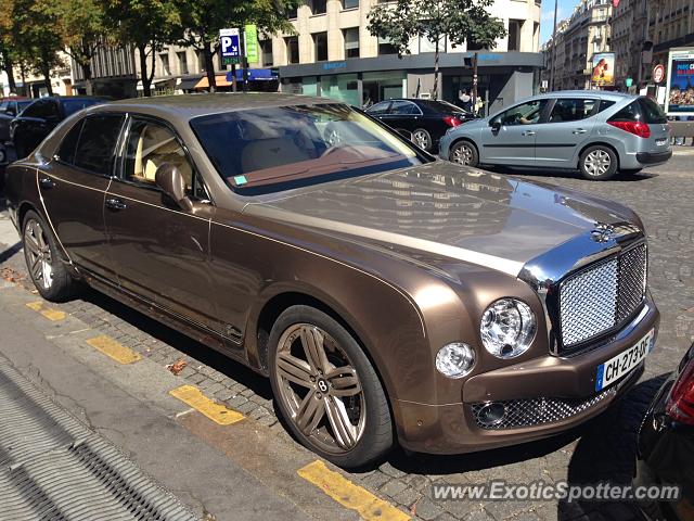 Bentley Mulsanne spotted in Paris, France