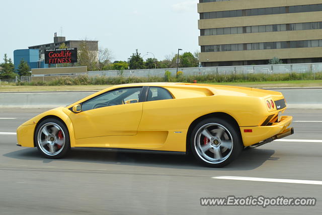 Lamborghini Diablo spotted in Toronto, Canada