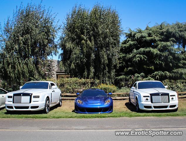 Porsche Carrera GT spotted in Carmel Valley, California