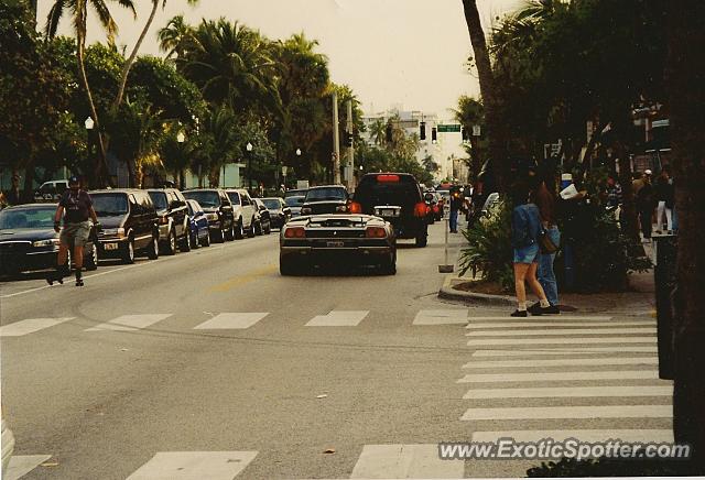 Lamborghini Diablo spotted in Miami Beach, Florida