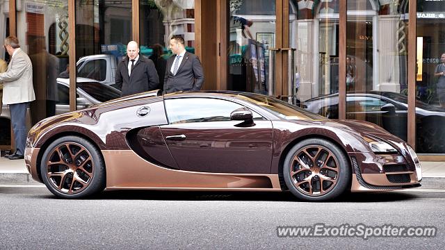 Bugatti Veyron spotted in Knightsbridge, United Kingdom