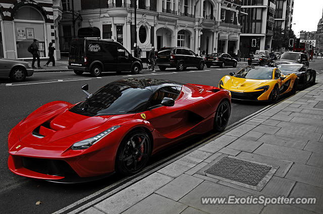 Ferrari LaFerrari spotted in London, United Kingdom