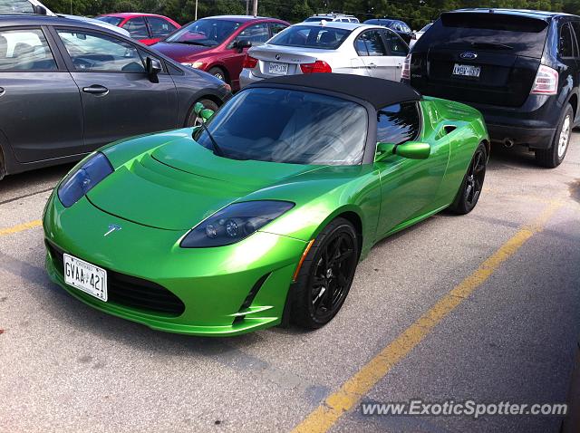Tesla Roadster spotted in Burlington, On, Canada
