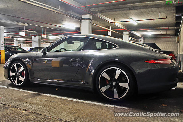 Porsche 911 spotted in London, United Kingdom