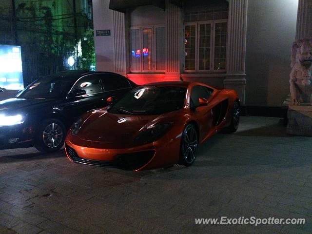 Mclaren MP4-12C spotted in Shanghai, China
