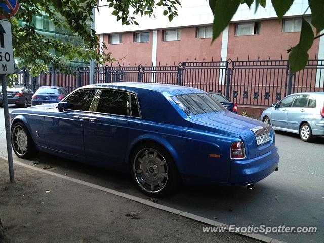Rolls Royce Phantom spotted in Moscow, Russia