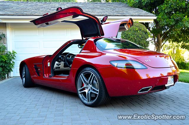 Mercedes SLS AMG spotted in Calabasas, California