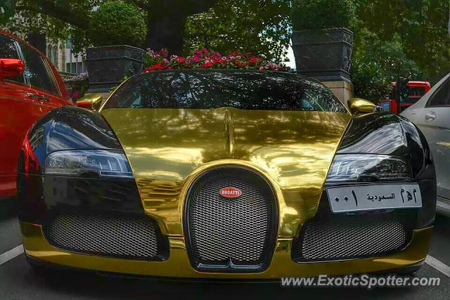 Bugatti Veyron spotted in London, United Kingdom