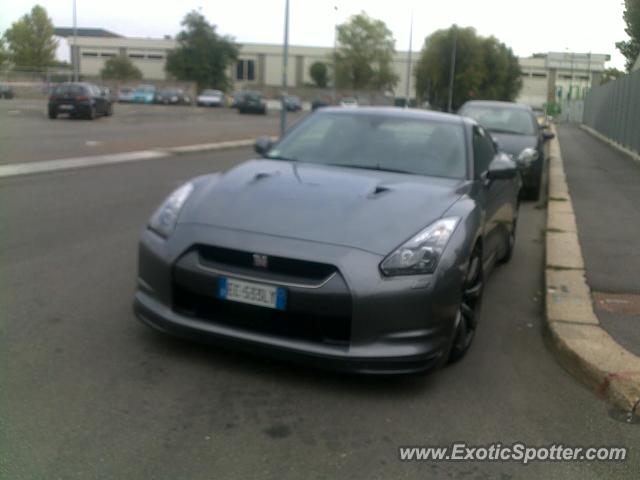 Nissan Skyline spotted in Mialno, Italy