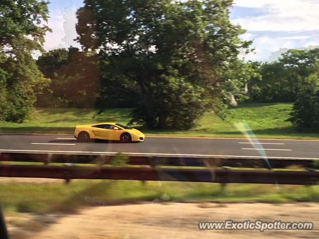 Lamborghini Gallardo spotted in GSP, New Jersey