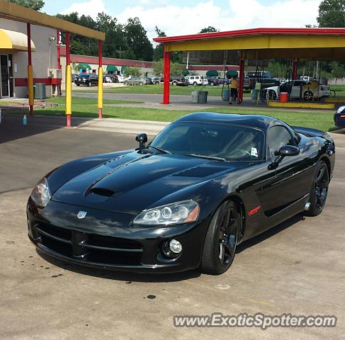 Dodge Viper spotted in Beaumont, Texas