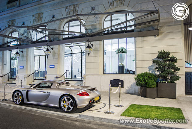 Porsche Carrera GT spotted in Paris, France