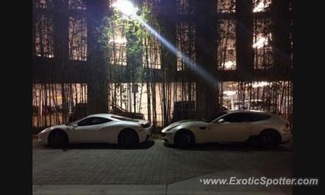 Ferrari 458 Italia spotted in Manhattan Beach, California