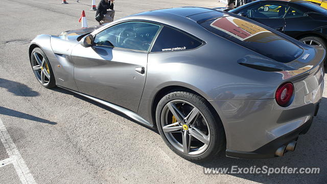 Ferrari F12 spotted in Valencia, Spain