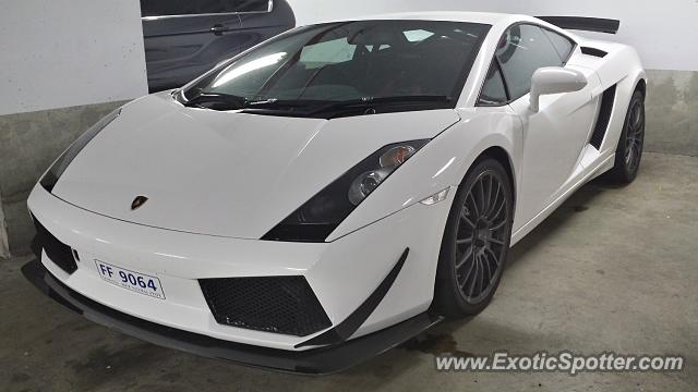 Lamborghini Gallardo spotted in Perth, Australia