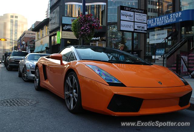 Lamborghini Gallardo spotted in Toronto, Canada