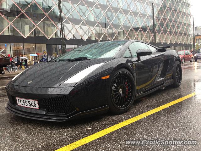 Lamborghini Gallardo spotted in Copenhagenq, Denmark