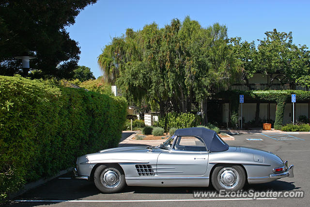 Mercedes 300SL spotted in Carmel, California