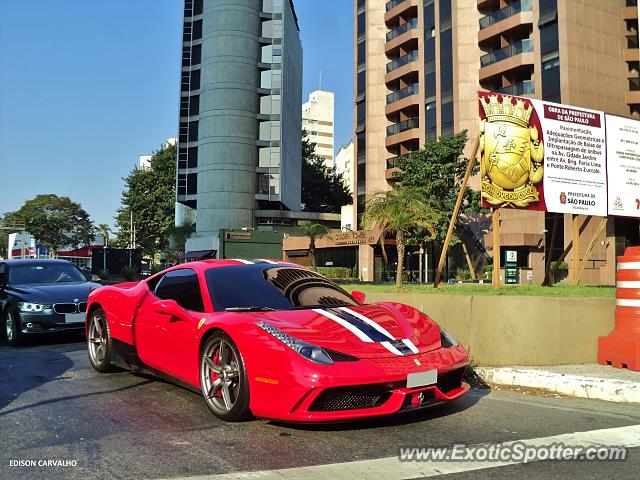 Ferrari 458 Italia spotted in São Paulo, Brazil
