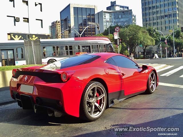 Ferrari 458 Italia spotted in São Paulo, Brazil