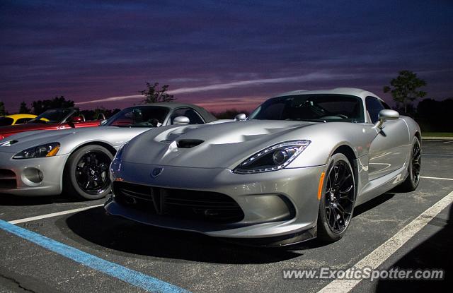 Dodge Viper spotted in Barrington, Illinois