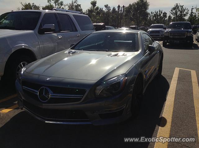Mercedes SL 65 AMG spotted in Los Angeles, California