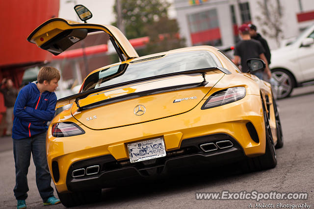 Mercedes SLS AMG spotted in Montreal, Canada