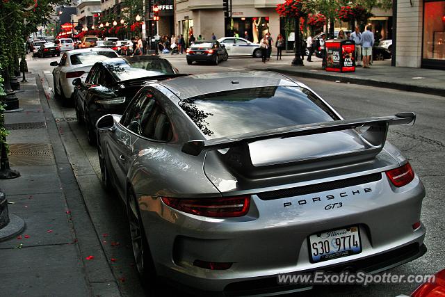 Porsche 911 GT3 spotted in Chicago, Illinois