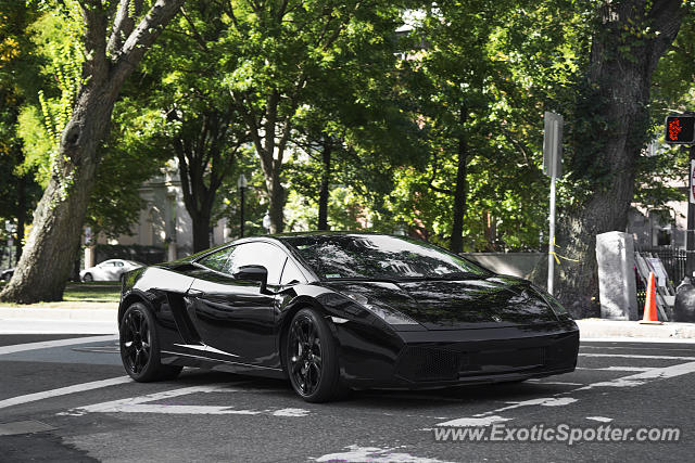 Lamborghini Gallardo spotted in Boston, Massachusetts