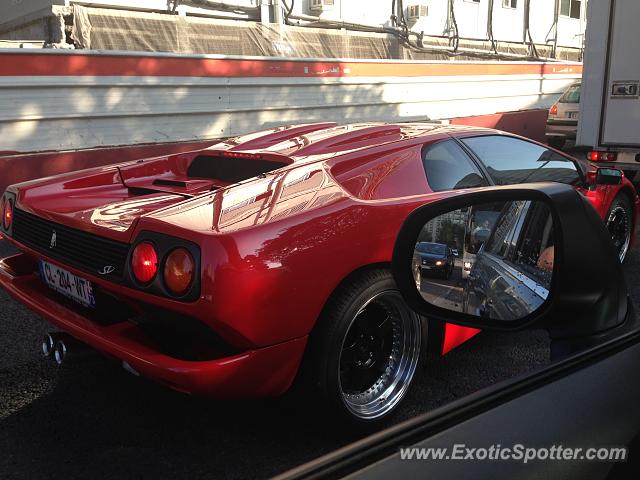 Lamborghini Diablo spotted in PARIS, France