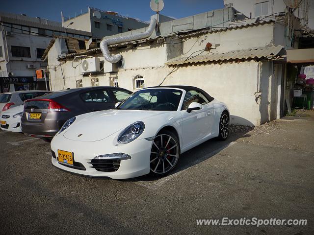 Porsche 911 spotted in Tel aviv, Israel