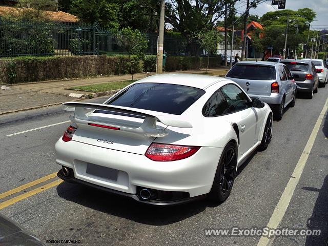 Porsche 911 GT2 spotted in São Paulo, Brazil