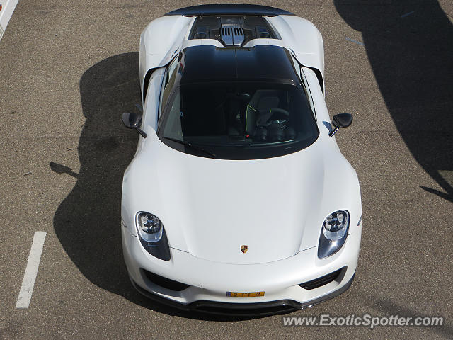 Porsche 918 Spyder spotted in Zandvoort, Netherlands