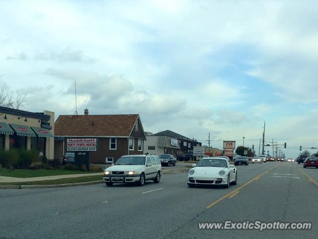 Porsche 911 Turbo spotted in Downers Grove, Illinois