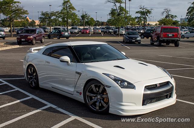Nissan GT-R spotted in Schaumburg, Illinois