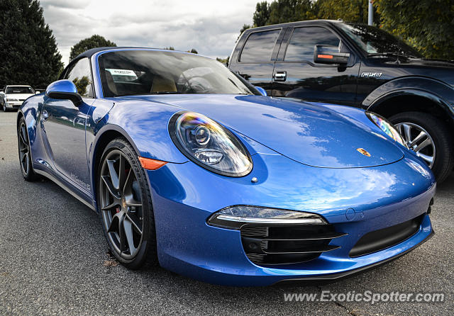 Porsche 911 spotted in Greensburo, North Carolina