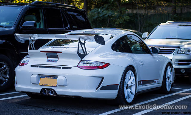Porsche 911 GT3 spotted in Manhasset, New York