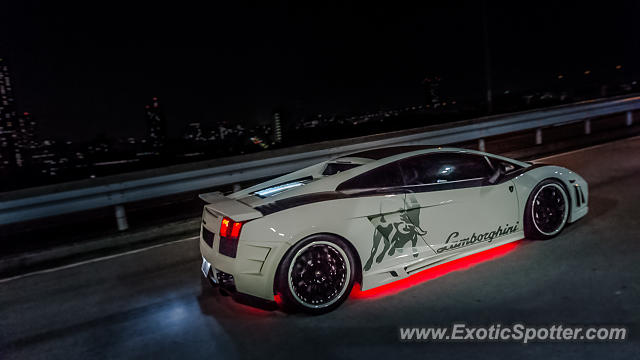 Lamborghini Gallardo spotted in Tokyo, Japan