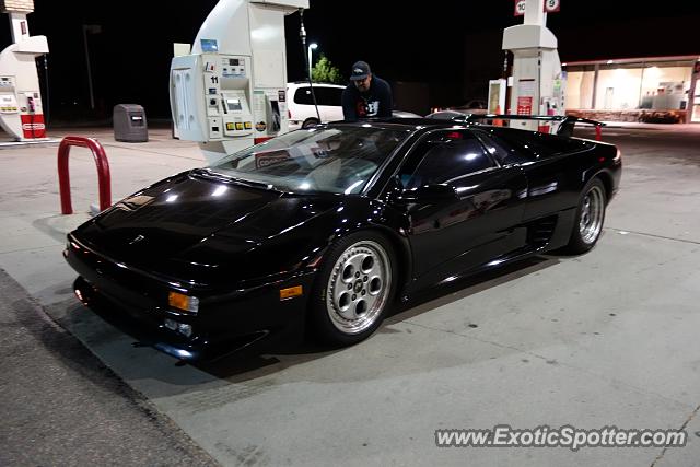 Lamborghini Diablo spotted in Castle pines, Colorado