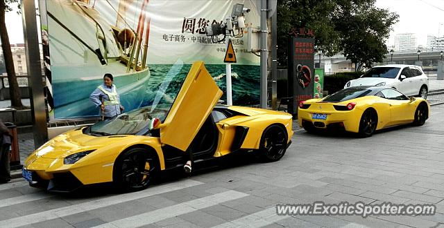 Lamborghini Aventador spotted in Ningbo, China