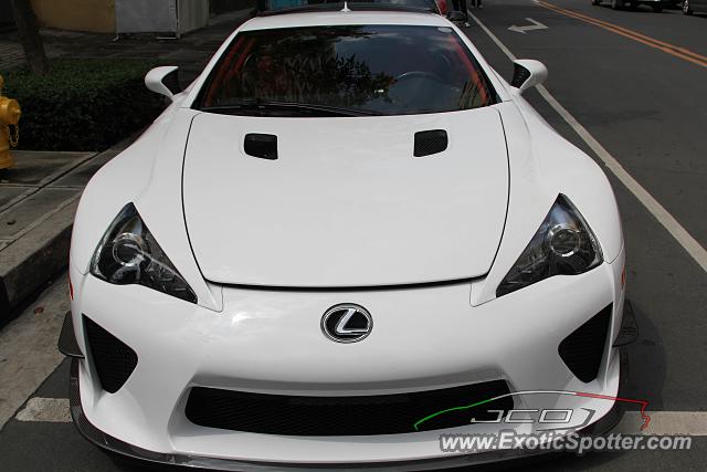 Lexus LFA spotted in Taguig City, Philippines