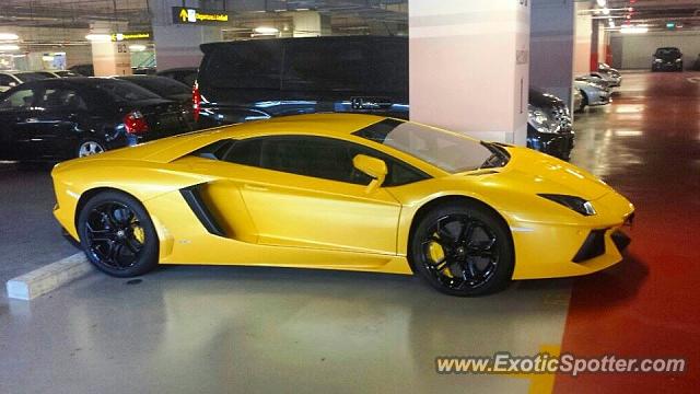 Lamborghini Aventador spotted in Singapore, Singapore